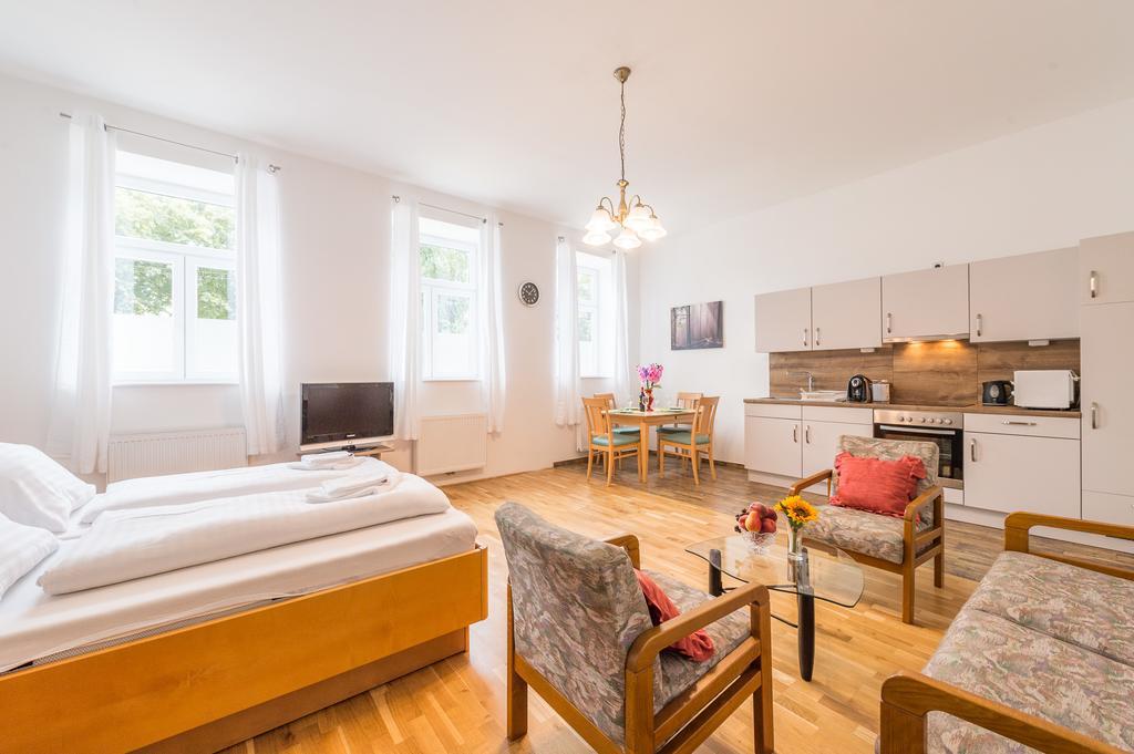 Goldfisch Apartment Am Augartenpark เวียนนา ภายนอก รูปภาพ