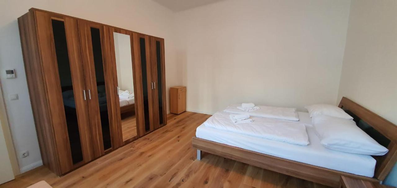 Goldfisch Apartment Am Augartenpark เวียนนา ภายนอก รูปภาพ